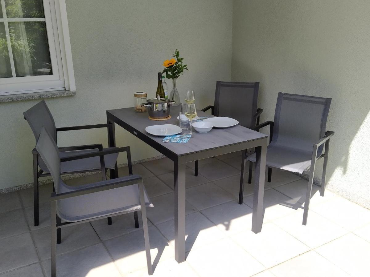 Entspannen Im Gruenen, Ferienwohnung Mit Eigenem Garten Keilberg Exteriör bild